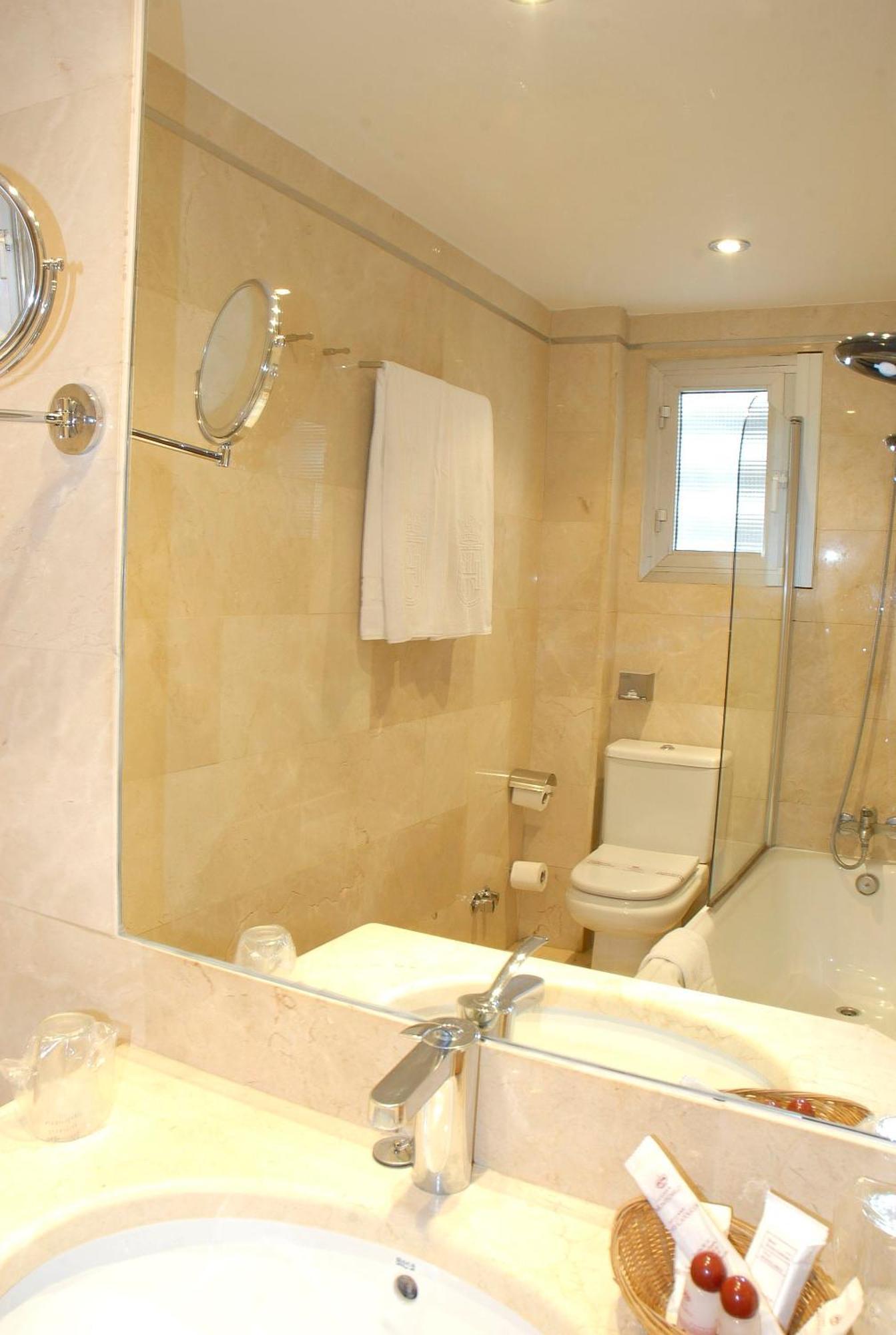 Chambre Double pour 1 Adulte